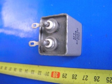 maly kondensator olejowy 01uF 1000V