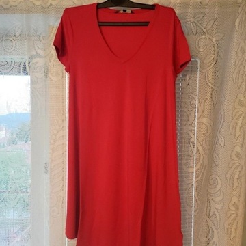 Czerwona sukienka Armani Exchange