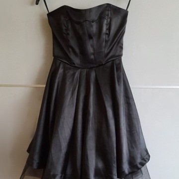 Cubus, czarna sukienka z tiulem, 34