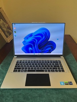 Laptop Gigabyte AERO 16 YE5