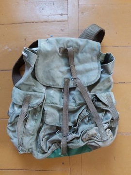 Stary plecak harcerski z okresu PRL 