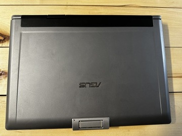 Laptop Asus f5v sprawny