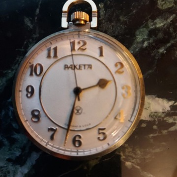 Radziecki zegarek kieszonkowy RAKIETA złocony