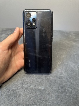 Atrapa telefonu realme 9 pro