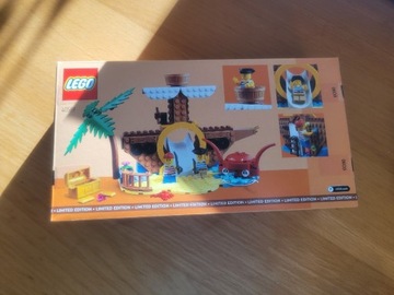 LEGO 40589 - Plac zabaw ze statkiem pirackim