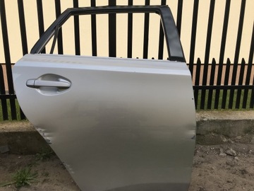 Drzwi prawe tył Auris II hatchback 