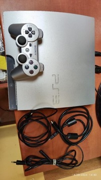PS3 slim srebrna 3004b plus pad 250GB Hen
