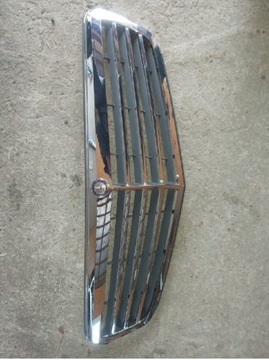 Grill Atrapa Mercedes C204 