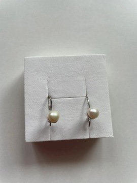 Srebrne kolczyki ze sztucznymi perłami próba 925