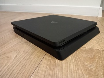 PlayStation 4 Slim CUH-2116B 1TB 