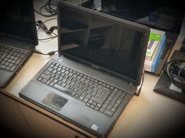 Używany laptop Lenovo G550