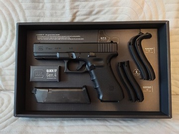 Glock 17 gen 4 Tokyo Marui + 2 magazynki + BT