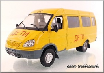 CCCP SŁUŻBOWE 26 RAF 322 121 SZKOLNY BUS DeA 1:43