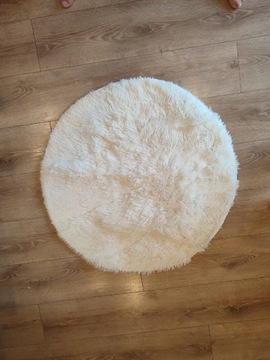 Nowy biały dywan puszysty okrągły 80 cm 