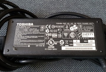 Zasilacz Toshiba 19V 3,95A 70W 5,5x2,5 do laptopów