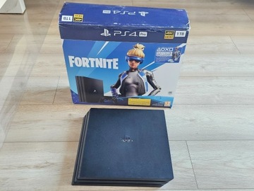 Playstation 4 PRO 1 TB Czarny