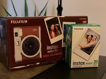 Instax mini 90 Neo Classic + wkłady 20szt