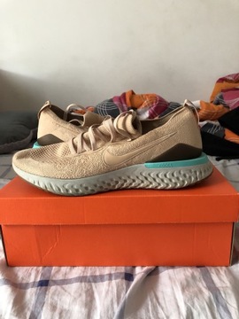 Nike epic react flyknit 2