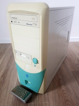 Stary komputer Intel Celeron 1800 - RETRO GAMING