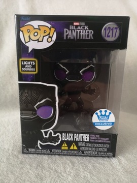 Funko pop Black Panther 1217 Exlusive Light and so