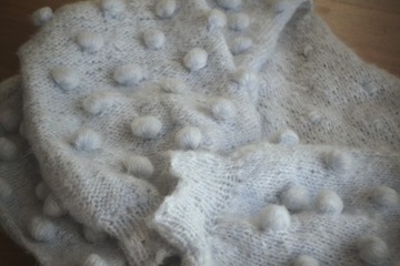 Sweter handmade rękodzieło z bąblami