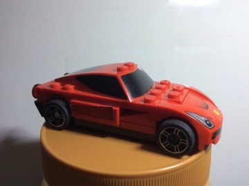 LEGO Czerwony samochód Ferarri 