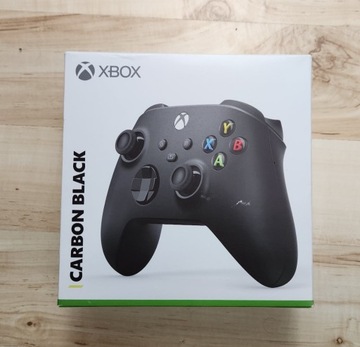 Pad Microsoft Xbox Series czarny nowy