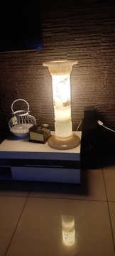 Lampa stojąca kolumna