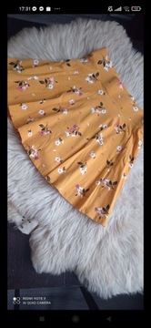 Piękna żółta musztardowa spódnica mini w kwiaty 