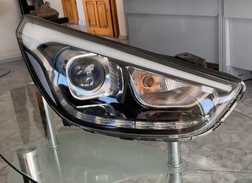 Lampa prawa xenon +led Hyundai ix 35