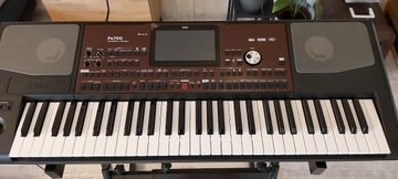 Keyboard Korg Pa700