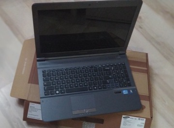 Nowy Laptop Notebook Samsung 15,6"