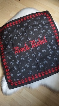 Bawełniana chusta Rock Rebel w czaszki 