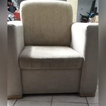 Duży, wygodny fotel 
