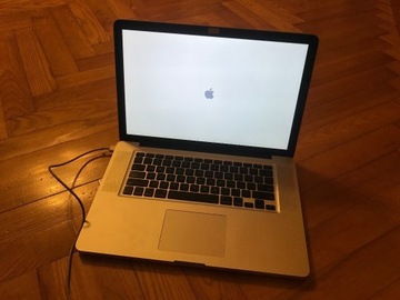 MacBook Pro 15 cali. Model A1286 - IntelCore 2Duo