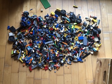 Ogromny zestaw klocków Lego