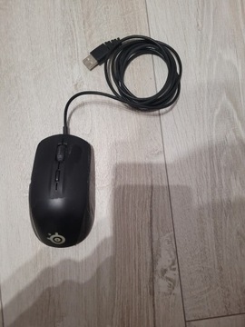  SteelSeries Rival 110