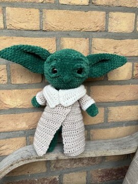 Baby Yoda maskotka na szydełku 33 cm