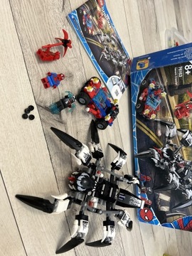 Zestaw Lego Marvel Spiderman 76163 Pełzacz Venoma