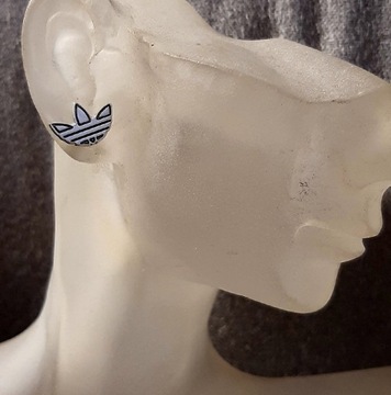 Nowe srebrne kolczyki sztyfty inspirowane Adidas