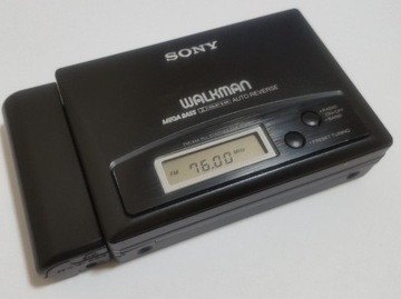 Walkman Sony WM-F181