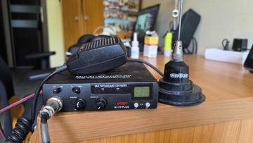 CB Radio Intek M-110 Plus z anteną Hustler IC 100