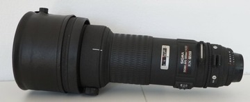 SIGMA APO 4,5 / 500 mm EX HSM ;  NIKON F