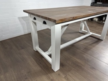 Nowy stół rustykalny z drewna tekowego 