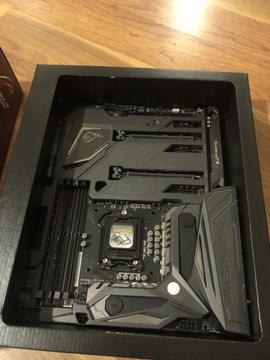 Asus rog maximus VIII Formuła z290