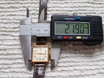 Damski zegarek pozłacany lata Czajka 17 Kamieni ZSRR 20 mm