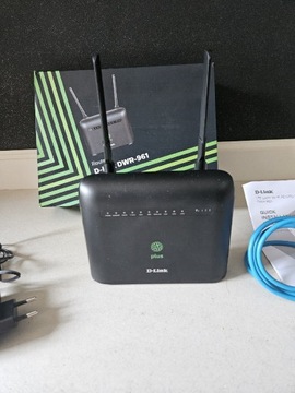 Router D-Link DWR 961 300 Mbps Anteny 
