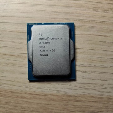 Intel i5 12600 z wbudowaną grafiką 