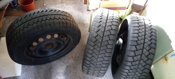 Koła z oponami zimowymi 195/60 R15 komplet