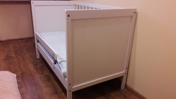 Łóżko dziecięce, białe 60x120 cm+materac+barierka